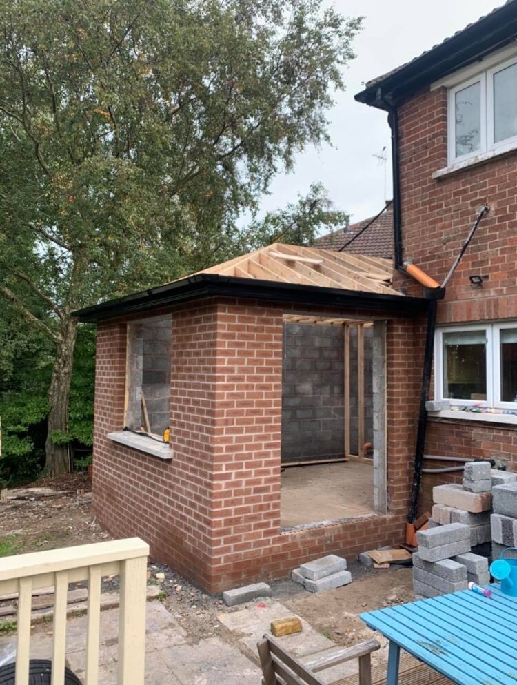 Sunroom/kitchen extension Maypole Construction